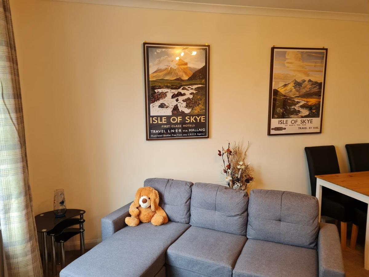 Modern Spacious Central Apartment พอทรี ภายนอก รูปภาพ
