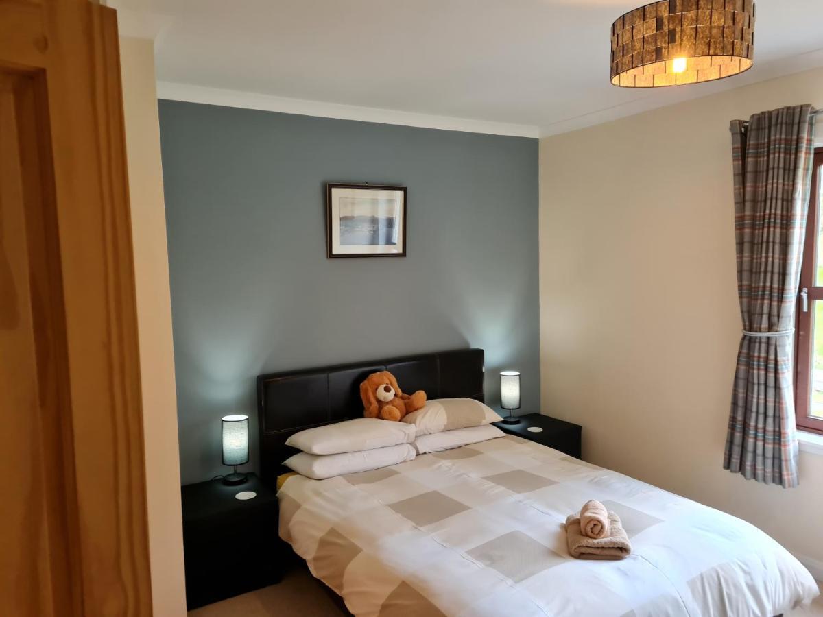Modern Spacious Central Apartment พอทรี ภายนอก รูปภาพ